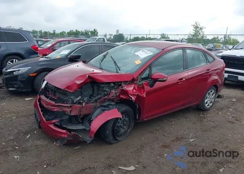 2013 Ford Fiesta Se z USA, uszkodzony, nr VIN 3FADP4BJ5DM171846